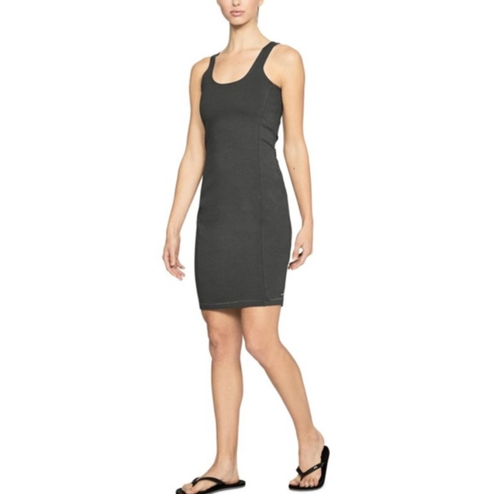 UNDER ARMOUR - WOMENS THREADBORNE ESSENTIAL DRESS